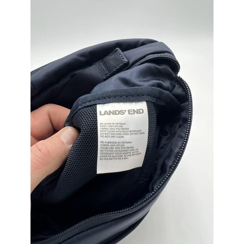 Lands' End Navy Toiletry Travel Bag Organizer Cosmetic Case Nylon